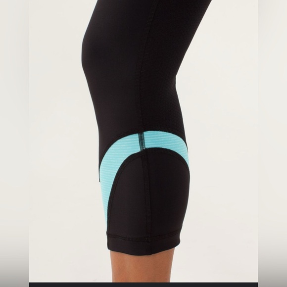 Lululemon Run Inspire II Crop Pants Black and Aqua Blue Size 8 - Picture 5 of 13